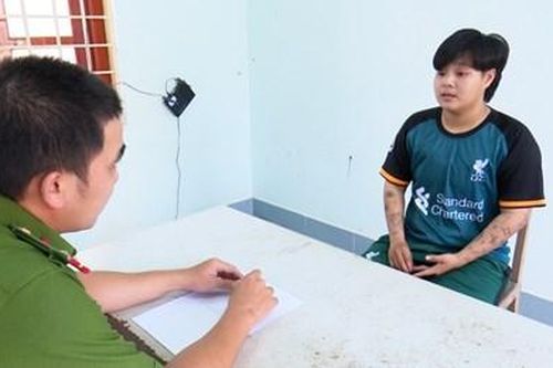 Khởi tố, bắt giam cô gái 10X mua bán trái phép chất ma túy
