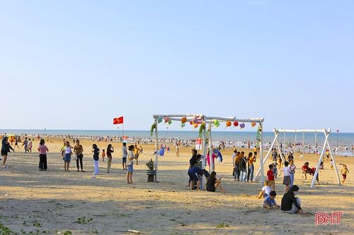 Du lịch Hà Tĩnh 'mạnh mẽ' tăng tốc