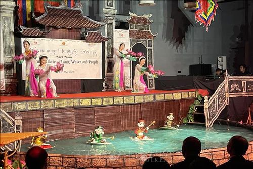 Giới thiệu di sản văn hóa Việt Nam tới cộng đồng UNESCO