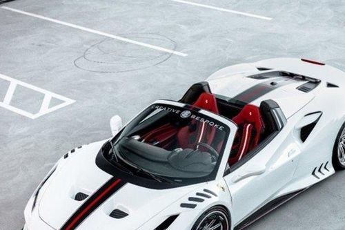 Cận cảnh Ferrari F8 Spider độ Bespoke Carbon độc nhất thế giới