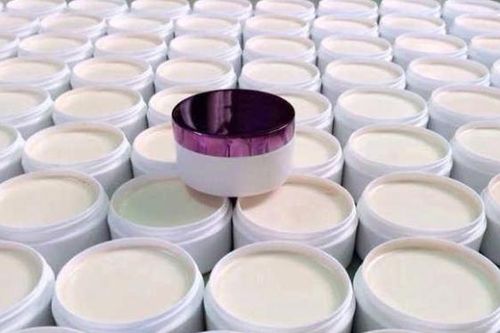 Bác sĩ da liễu chỉ ra dấu hiệu nhận biết mỹ phẩm có chứa corticoid- thành phần gây hại làn da