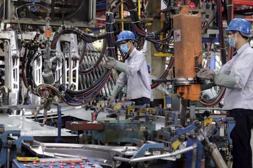 PMI dưới ngưỡng trung bình, ngành sản xuất Việt Nam tiếp tục suy giảm