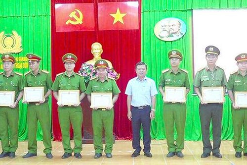 Phát huy vai trò nòng cốt trong giữ gìn an ninh trật tự ở Thoại Sơn