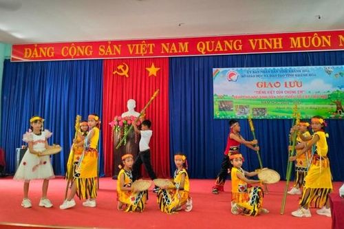 Giao lưu 'Tiếng Việt của chúng em': Sân chơi cho học sinh dân tộc thiểu số