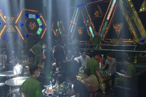 Hải Dương: Khởi tố nữ quái tổ chức cho các đối tượng sử dụng trái phép chất ma túy