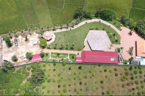 Kỷ luật cảnh cáo Chủ tịch UBND xã để xây biệt phủ trên đất nông nghiệp