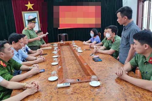 Bắt tạm giam một cán bộ để điều tra hành vi cưỡng đoạt tài sản