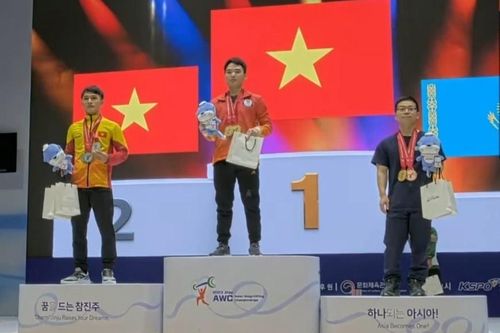 Việt Nam giành 2 HCV ở giải cử tạ châu Á 2023
