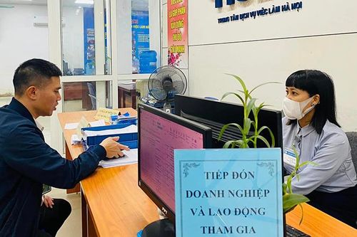 Quan tâm hơn những chính sách dài hạn cho thị trường lao động