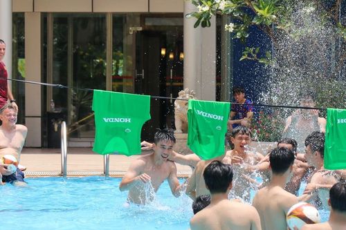Nghỉ 4 ngày, U22 Việt Nam làm gì?