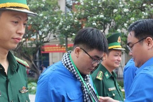 Hàng trăm trại sinh dự Hội trại truyền thống Tuổi trẻ giữ biển
