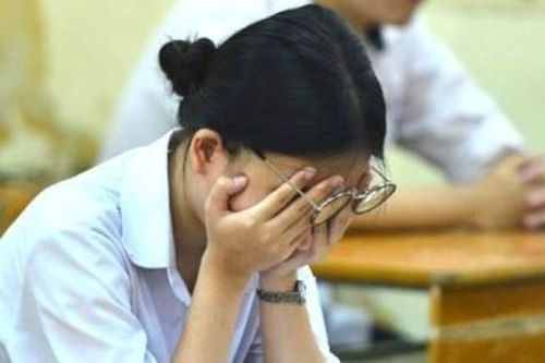 Học sinh lớp 9 ở Bình Dương phải thi lại môn Toán vì có trường cho thi trước 1 ngày