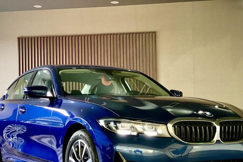 Giá ô tô nhập khẩu xuống 'đáy', giảm kỷ lục hơn 300 triệu đồng