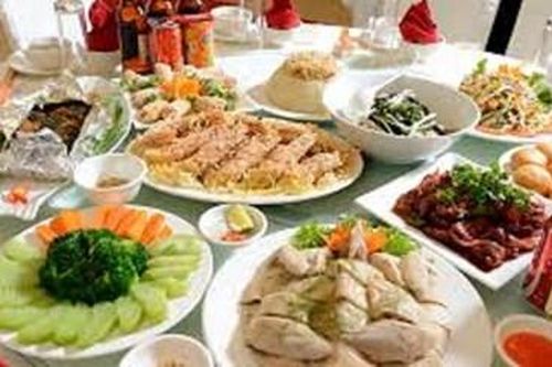 Đắk Lắk: 19 người nhập viện sau tiệc đám cưới