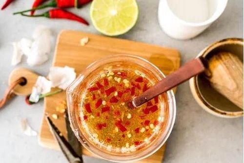 3 mẹo pha nước chấm đảm bảo tỏi ớt nổi lên trên, để lâu không chìm
