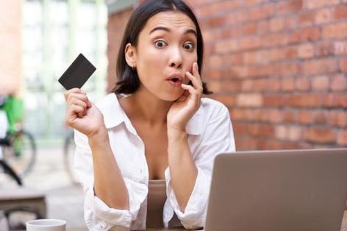 3 lời khuyên tài chính giúp bạn quản lý tiền bạc tốt hơn