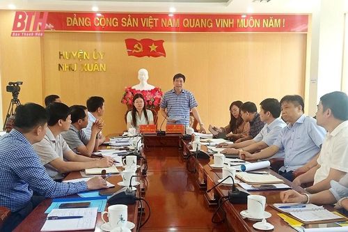 Đoàn công tác của Sở Giáo dục và Đào tạo tỉnh Thanh Hóa làm việc tại huyện Như Xuân