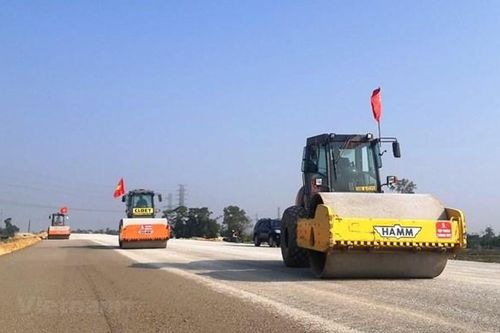 Đẩy mạnh giải ngân vốn đầu tư công, 3 Chương trình mục tiêu quốc gia năm 2023