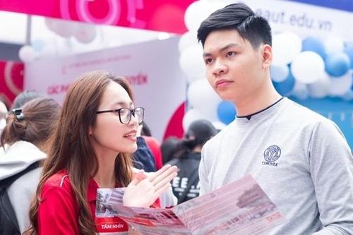 Ngành học 'hút' thí sinh liệu có dễ kiếm việc làm? (Bài 1)