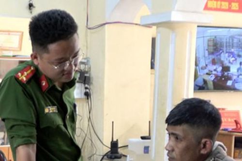 Bắt kẻ táo tợn lái ôtô đến 'dọn' toàn bộ nội thất nhà người khác khi gia chủ đi vắng