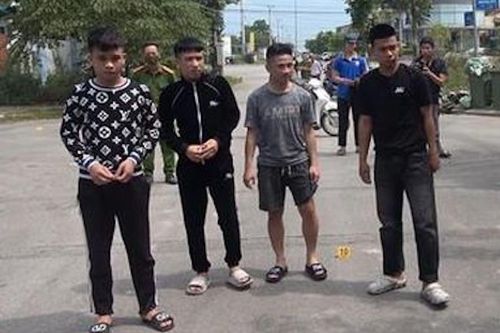 4 gã côn đồ gọi điện đặt thuốc lá điện tử rồi đánh, cướp tài sản của shipper