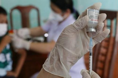 Hà Tĩnh đẩy nhanh tiến độ tiêm vaccine COVID-19