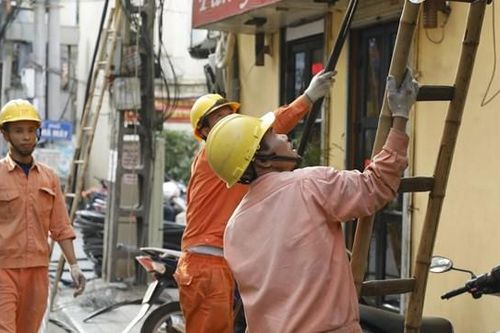 Giá điện tăng: Người dân và doanh nghiệp cùng lo