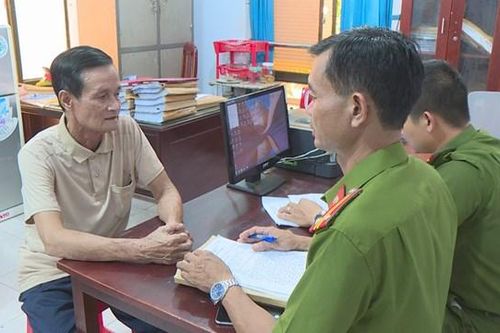 Đắk Lắk: Tạm giữ hình sự đối tượng dùng dao đâm bạn nhậu thủng phổi dẫn đến tử vong