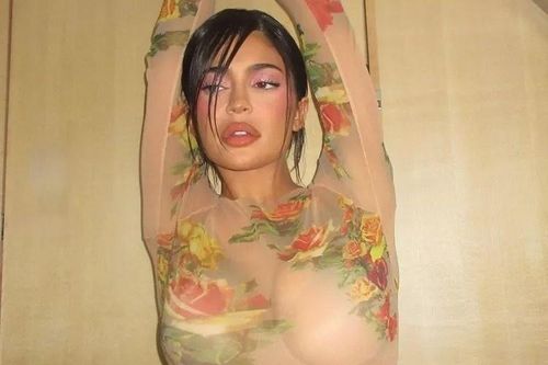 Lý do áo nịt ngực khiến Kylie Jenner bị ghét bỏ