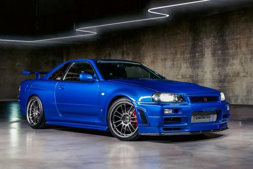 Nissan Skyline GT-R R34 có giá kỷ lục gần 1,4 triệu USD