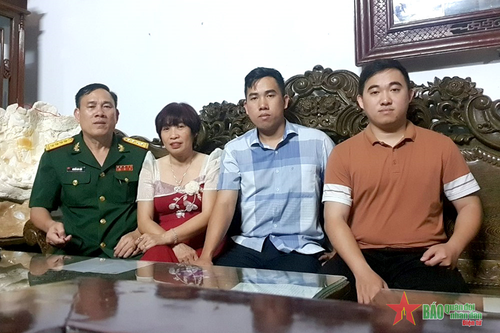 Gia đình... đảng viên!
