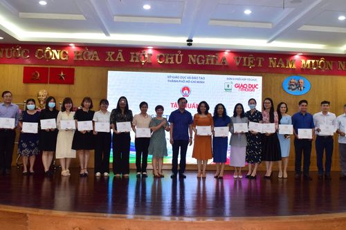 Nâng cao vai trò của truyền thông trong nhà trường
