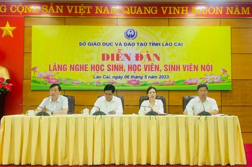 Diễn đàn 'Lắng nghe học sinh, học viên, sinh viên nói' ở Lào Cai