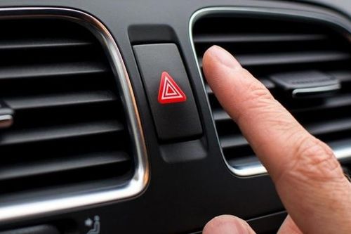 Cách xử lý xe ôtô mất phanh khi đang di chuyển