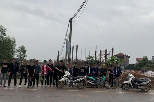 Khởi tố 16 đối tượng tuổi thiếu niên tụ tập chuẩn bị đánh nhau