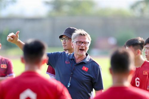 U22 Việt Nam luyện chiêu tủ chờ quyết đấu Malaysia