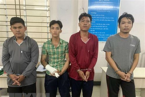 Bến Tre: Giết người vì mâu thuẫn cá nhân, 7 đối tượng bị bắt tạm giam