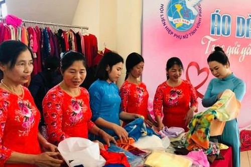 Tạo cơ hội cho người nghèo, người dân tộc thiểu số ổn định sản xuất, tăng thu nhập