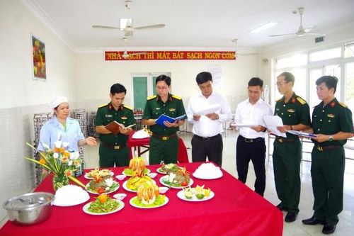 Trường Sĩ quan Thông tin bế mạc hội thi nấu ăn