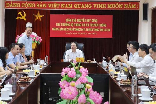 Thứ trưởng Bộ Thông tin và Truyền thông làm việc với Sở Thông tin và Truyền thông tỉnh Lào Cai