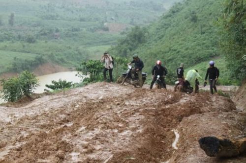 Đề xuất tôn vinh cô giáo cắm bản tử vong trên đường tới trường ở Hà Giang