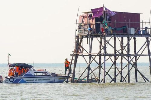 Hải Phòng: Cưỡng chế công trình nuôi ngao vi phạm, xử lý nghiêm cán bộ sai phạm