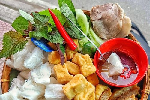 Khi bún đậu mắm tôm vượt ra ngoài Hà Nội