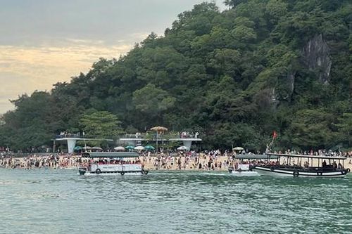 Quảng Ninh: Đề xuất khai thác cụm bãi tắm Trà Sản - Cống Đỏ trên vịnh Hạ Long