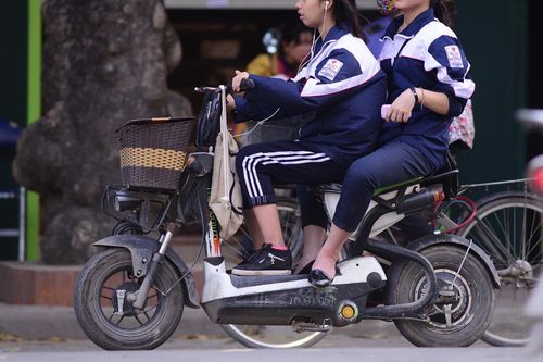 Cảnh báo tai nạn giao thông nguy hiểm từ xe đạp, xe máy điện