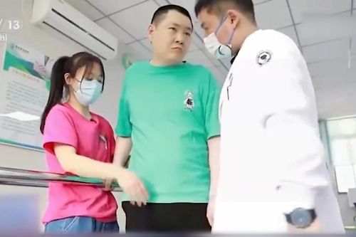 Vợ trả ơn hơn 4.000 ân nhân khi chồng tỉnh lại sau 3 năm sống thực vật