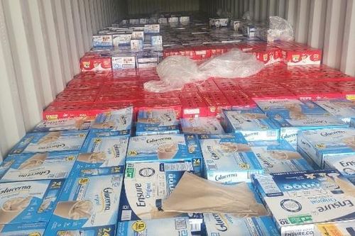 Bắt tạm giam giám đốc nhập lậu sữa từ Mỹ về Việt Nam