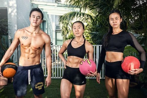 Ba chị em ruột nắm giữ sức mạnh của bơi lội Singapore