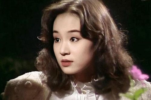Cuộc sống cô độc của 'nữ hoàng nước mắt' Lưu Tuyết Hoa