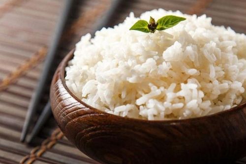 Ăn cơm nguội trong tủ lạnh gây ung thư?